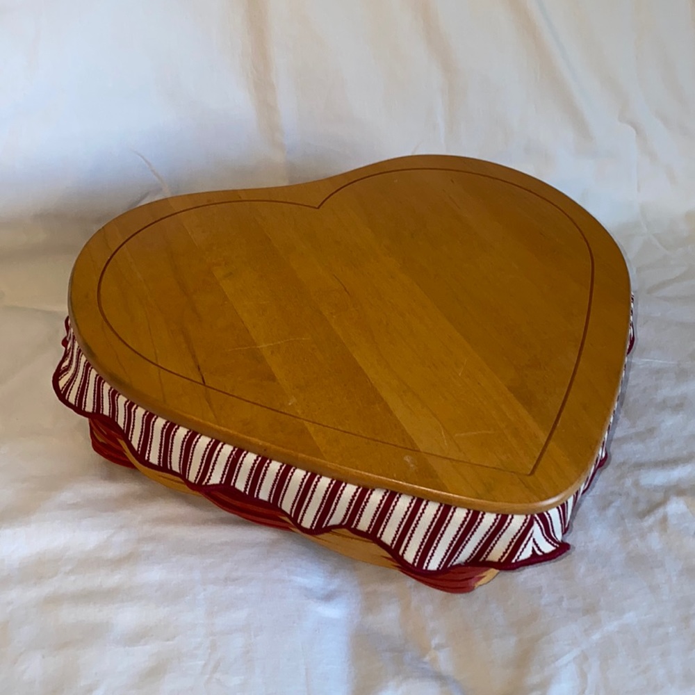Longaberger sweetheart basket